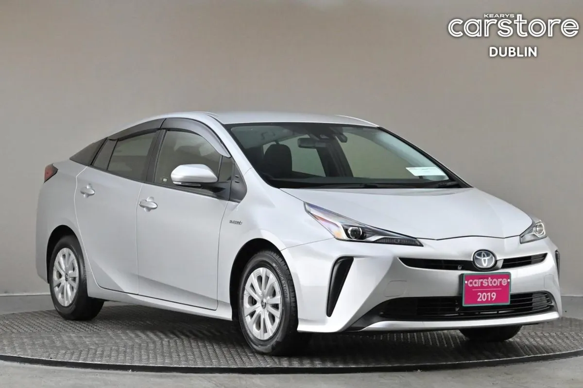 Toyota Prius 1.8 Hybrid Face Lift Model reverse C - Image 1