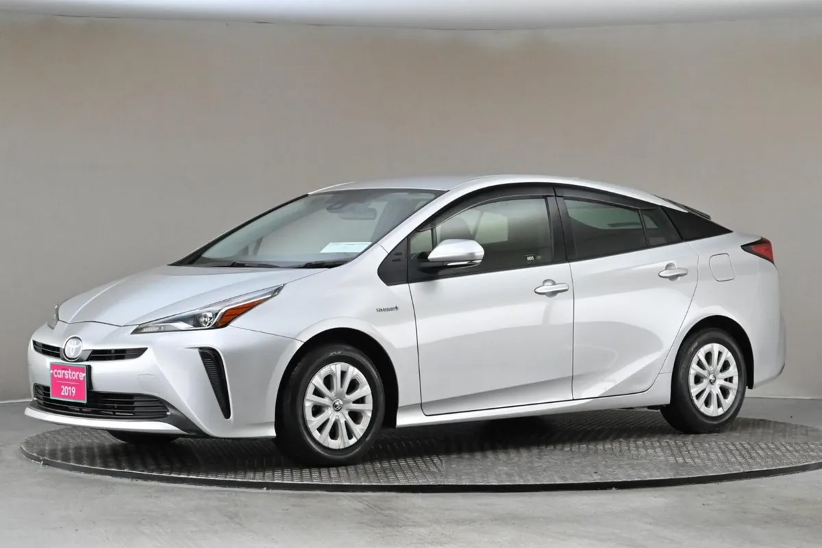 Toyota Prius 1.8 Hybrid Face Lift Model reverse C - Image 4