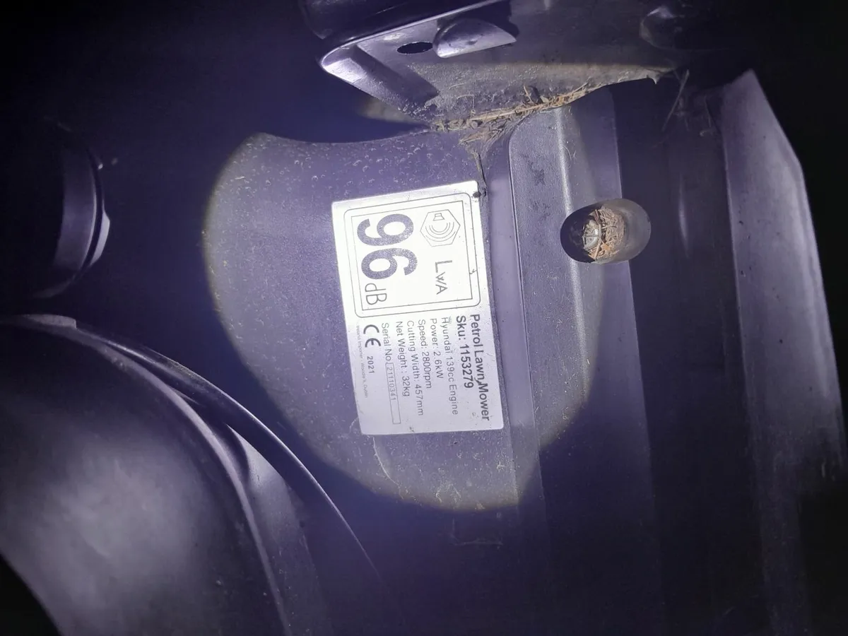 Self drive Lawnmower - Image 1