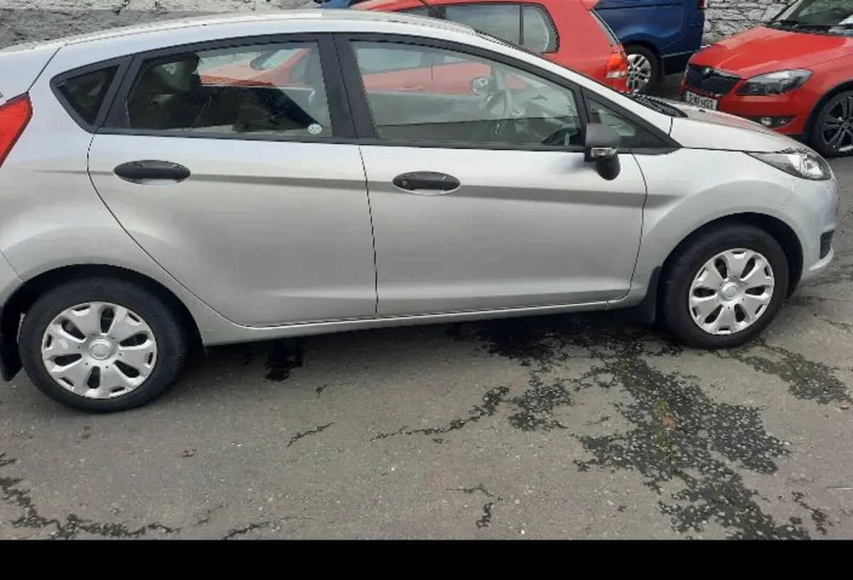 Ford Fiesta 2013 - Image 1