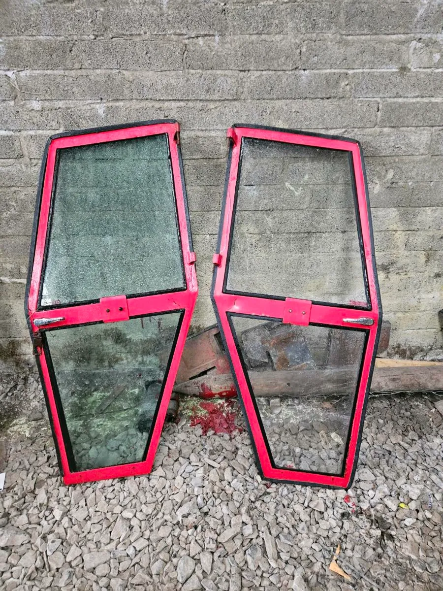 Sankey cab doors massey - Image 2