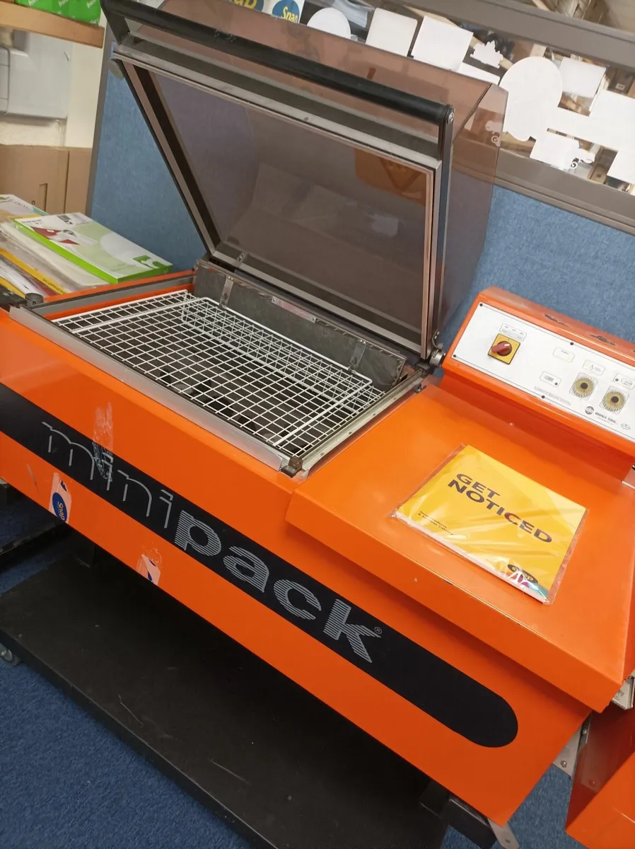 Minipack - Torre, shrink wrapping machine - Image 2