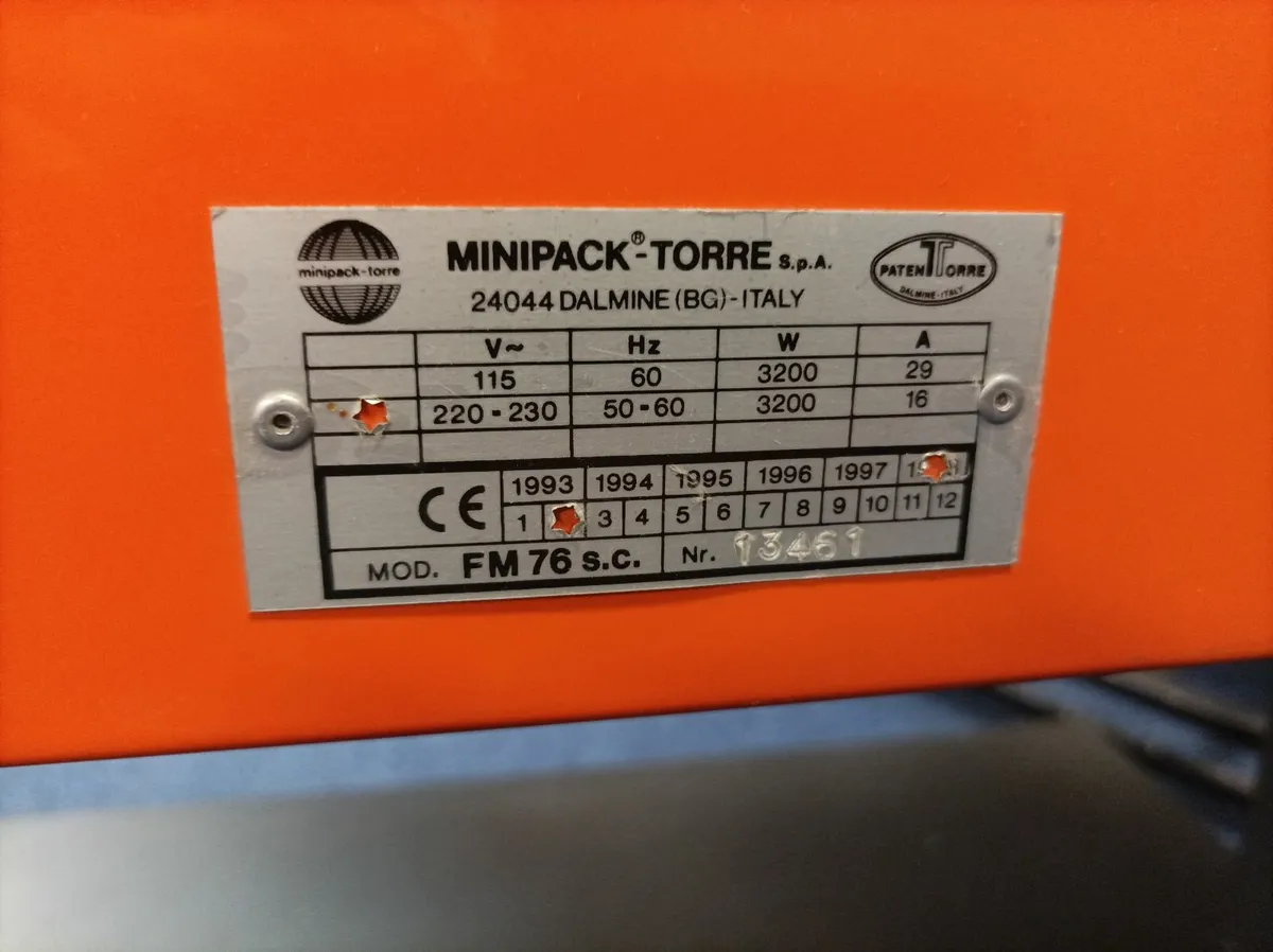 Minipack - Torre, shrink wrapping machine - Image 3