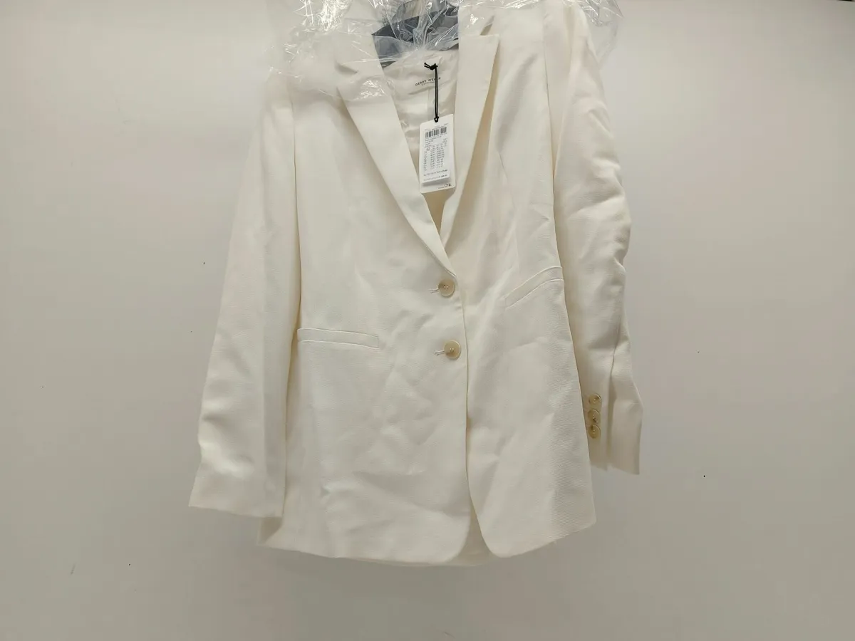 Clothing & Footwear Auction - Image 1