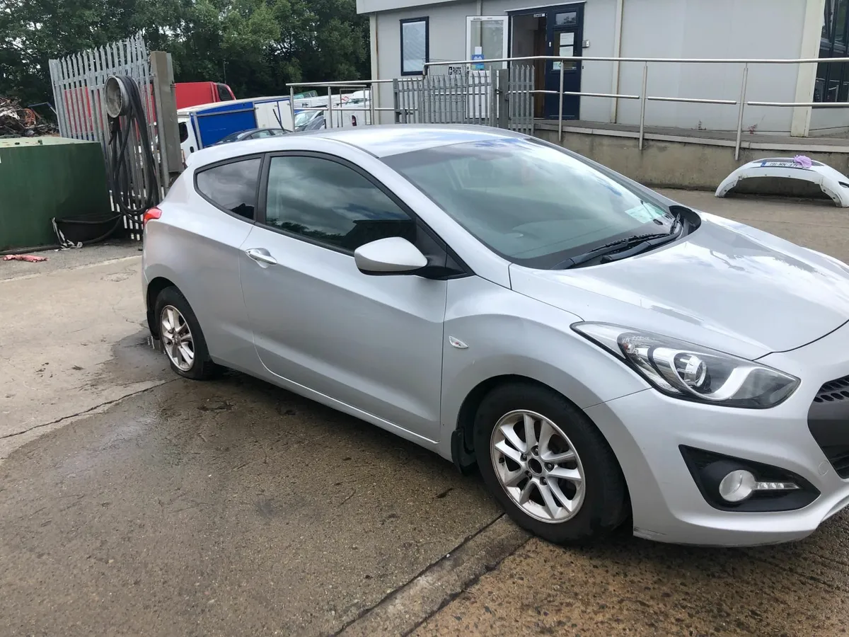 2014 HYUNDAI I30  I PRO XCEL 1.4 3DR - Image 4