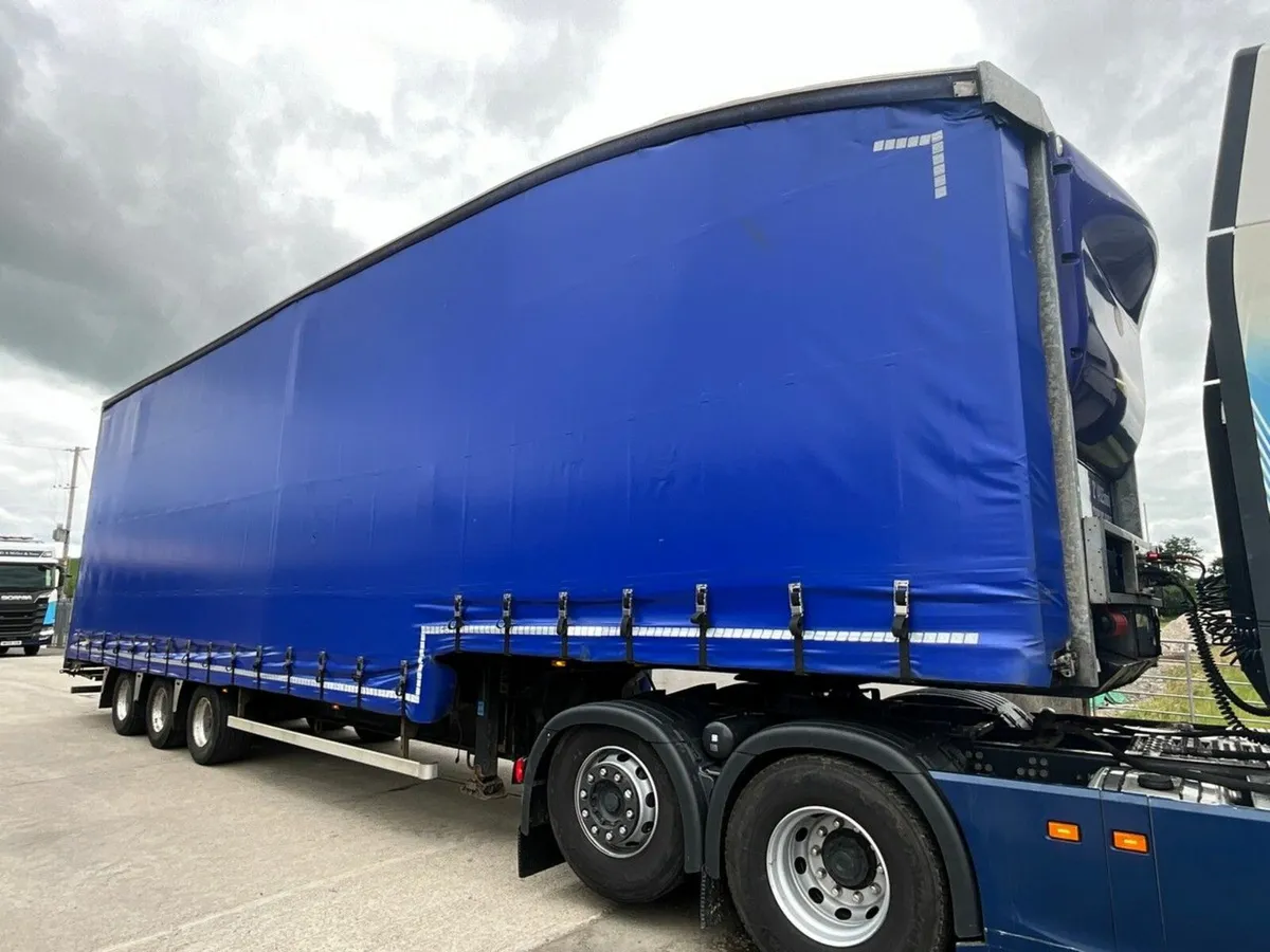 CARTWRIGHT TRI AXLE DOUBLE DECKER CURTAINSIDER - Image 1