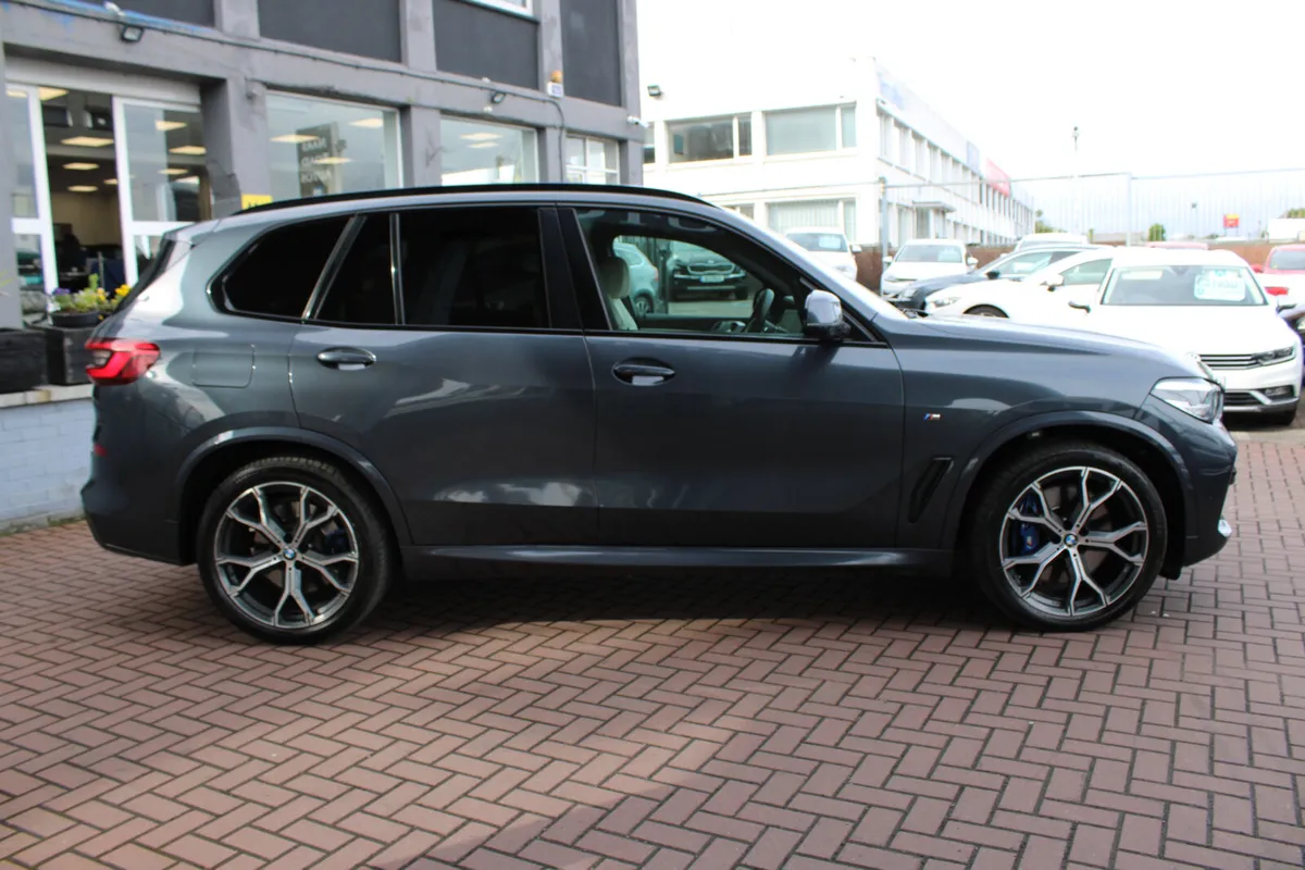 BMW X5 XDRIVE 30D X30D M SPORT 5DR 7 SEATER  AUTO - Image 3
