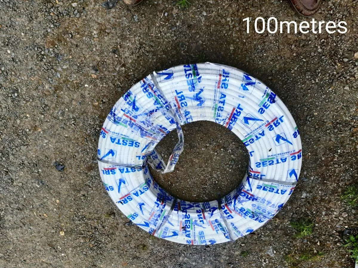 Underfloor heating pipe, tracking, and fixings - Image 2