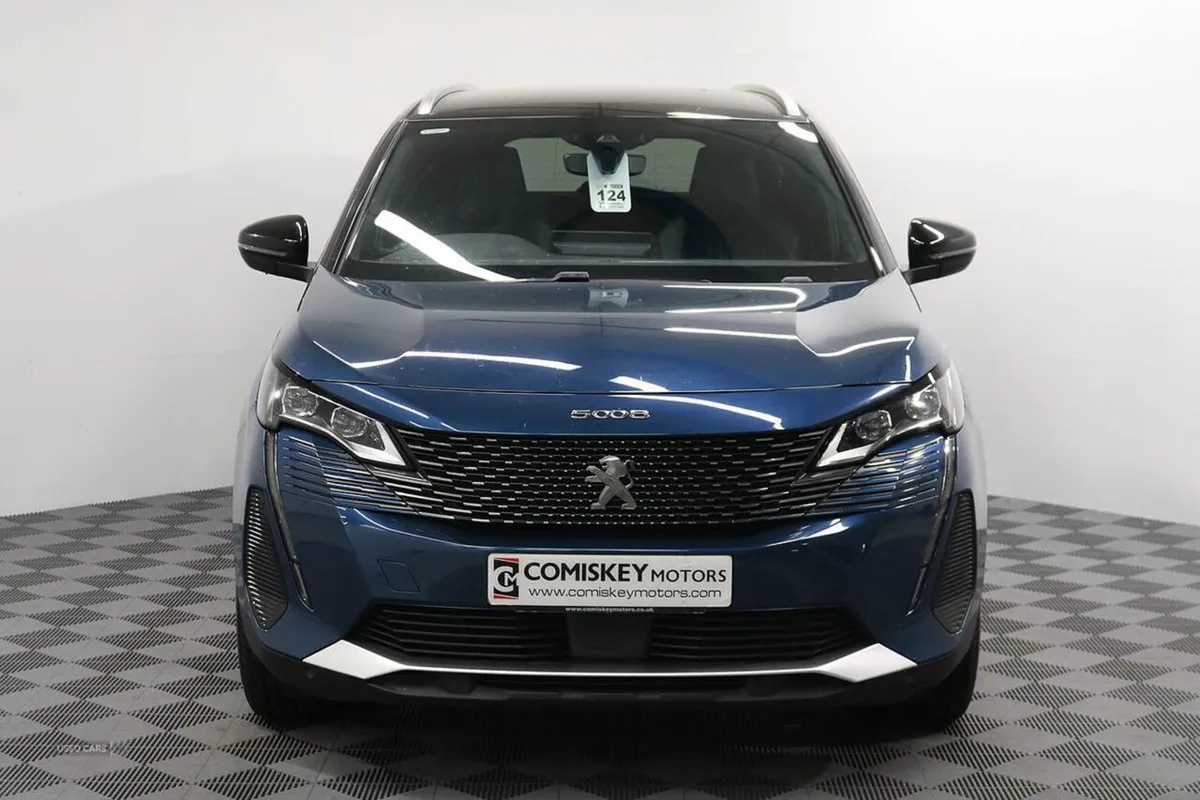 Peugeot 5008 Bluehdi GT - Image 2