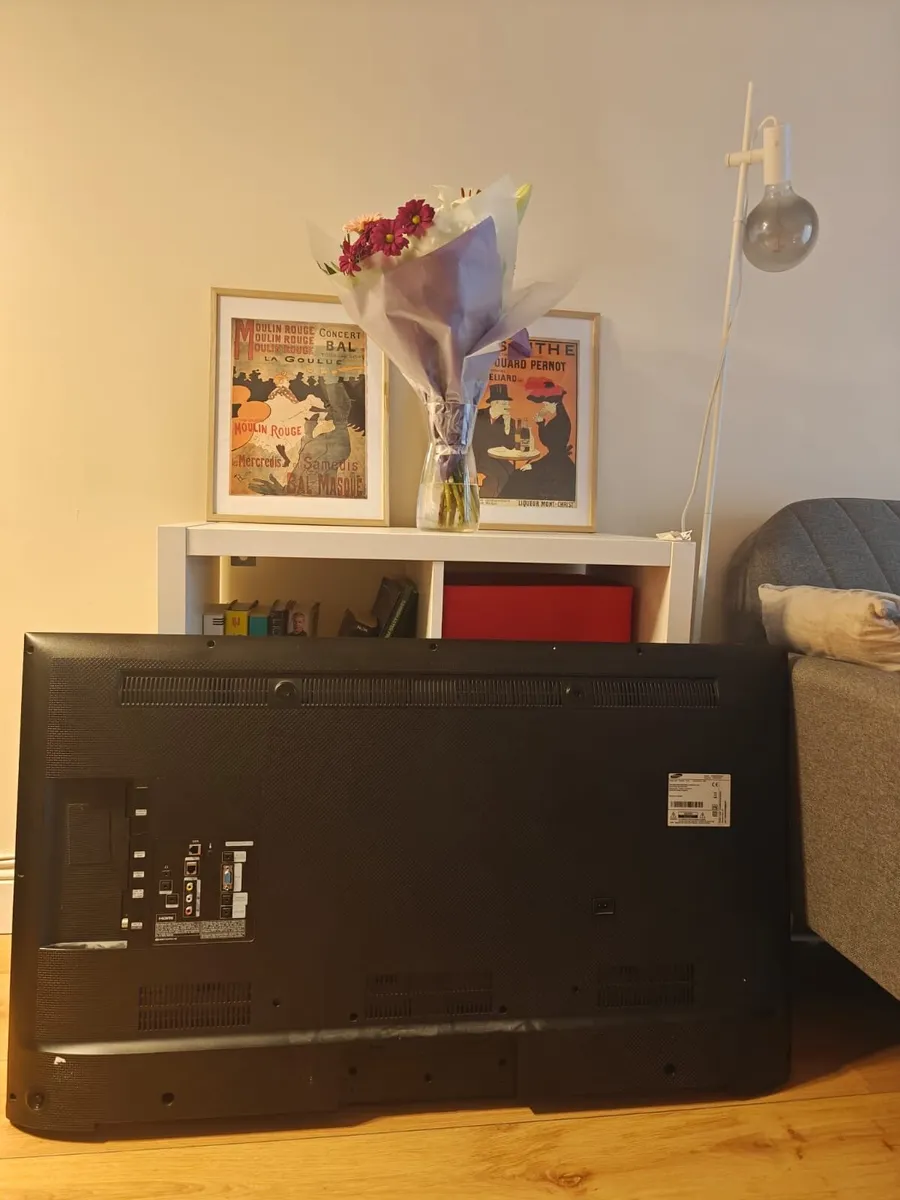 SAMSUNG 48 and 40 INCH TV FOR SALE!!! - Image 3