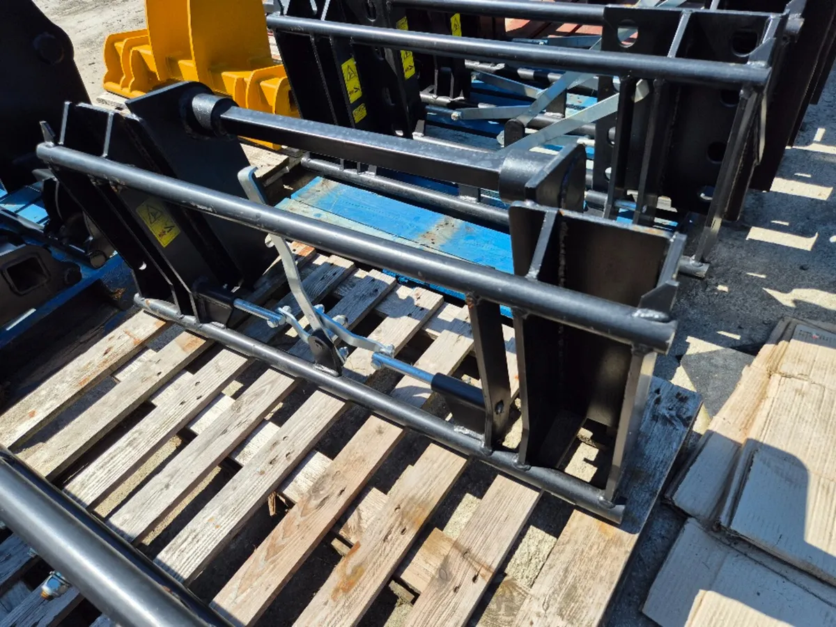 Interchangers: JCB/Matbro/Volvo/Manitou - Euro - Image 3
