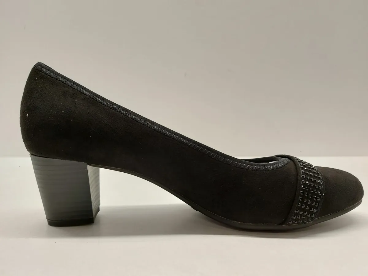 Online Auction Of Jana Pumps & More! - Image 3