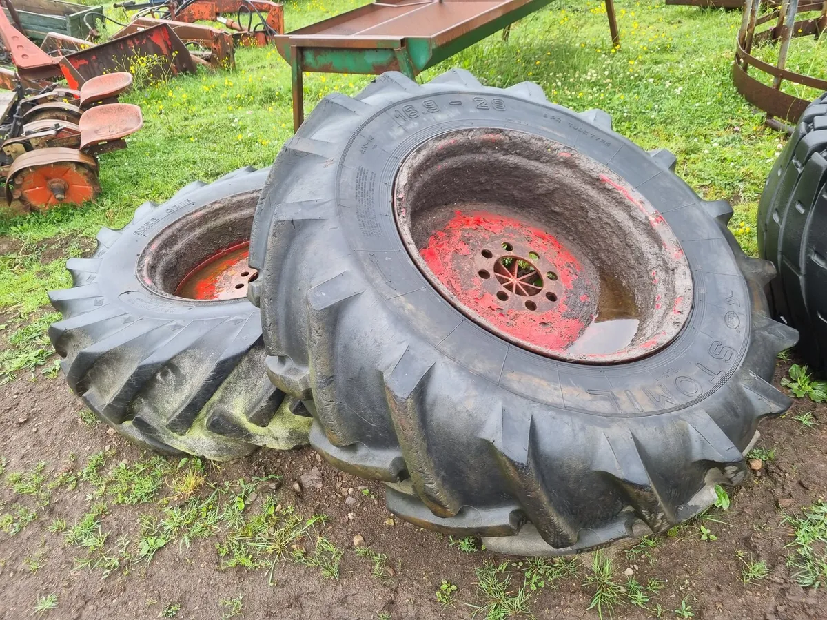 Balloon wheels
