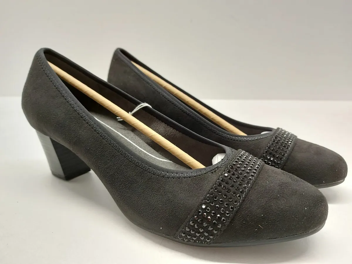 Online Auction Of Jana Pumps & More! - Image 4