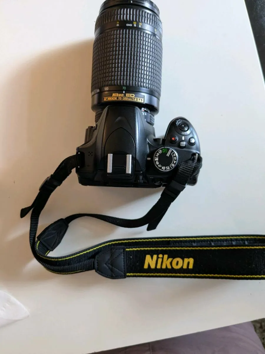 Nikon D3200 - Image 2