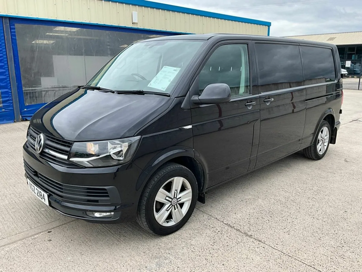 VOLKSWAGEN TRANSPORTER HIGHLINE LWB 4 MOTION - Image 4