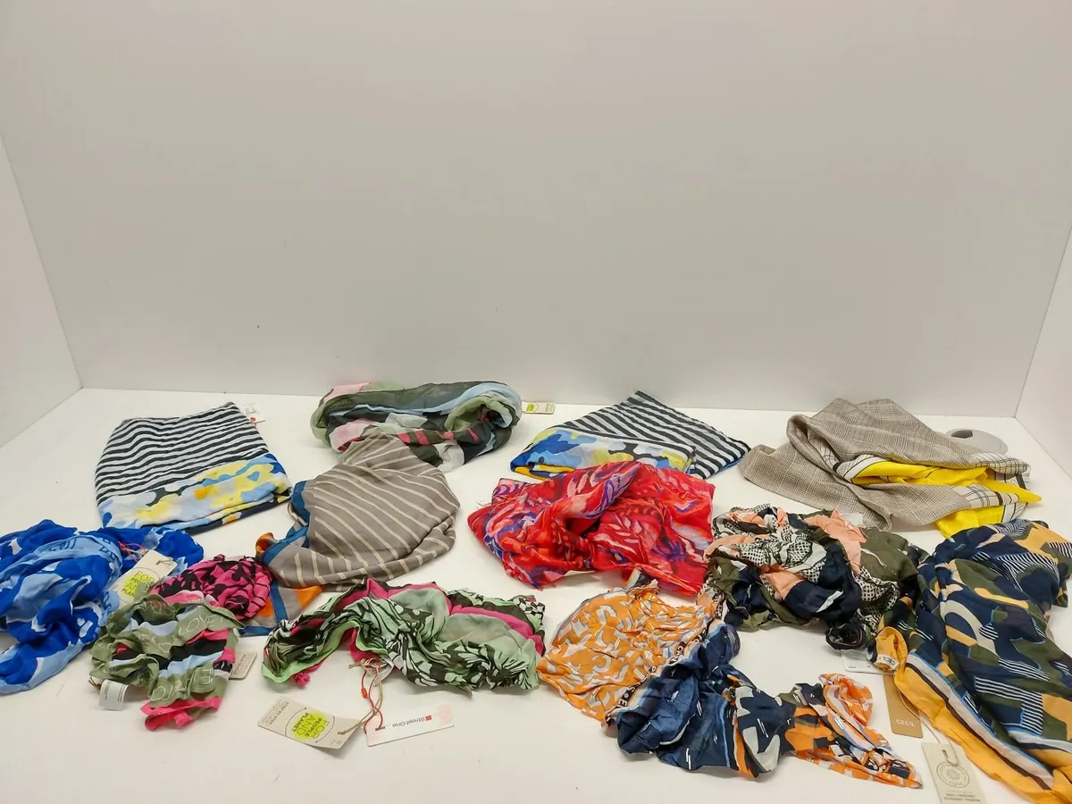 Online Auction Of A Selection Of Scarves & More! - Image 1