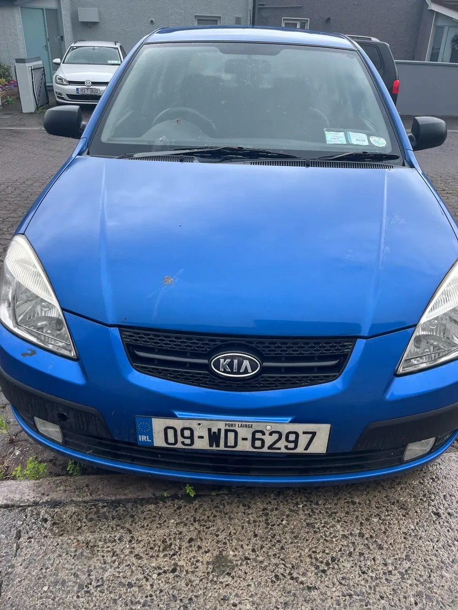 Kia Rio 09 no test no tax runs and drives - Image 2