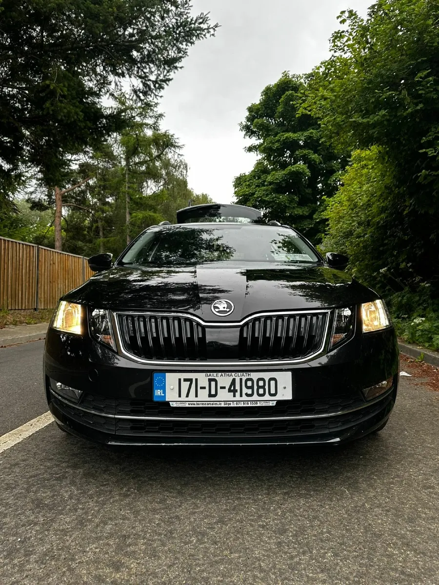 2017 Skoda Octavia Style Combi - Image 3