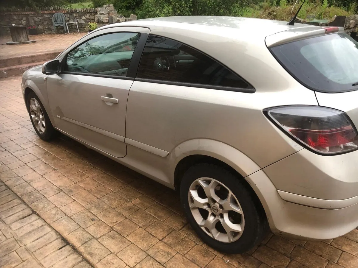 Opel Astra - Image 4