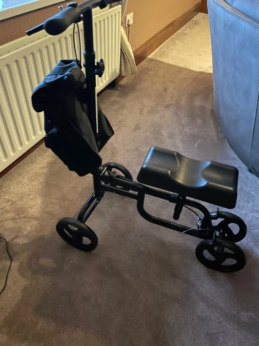 Mobility Push Scooter - Image 3