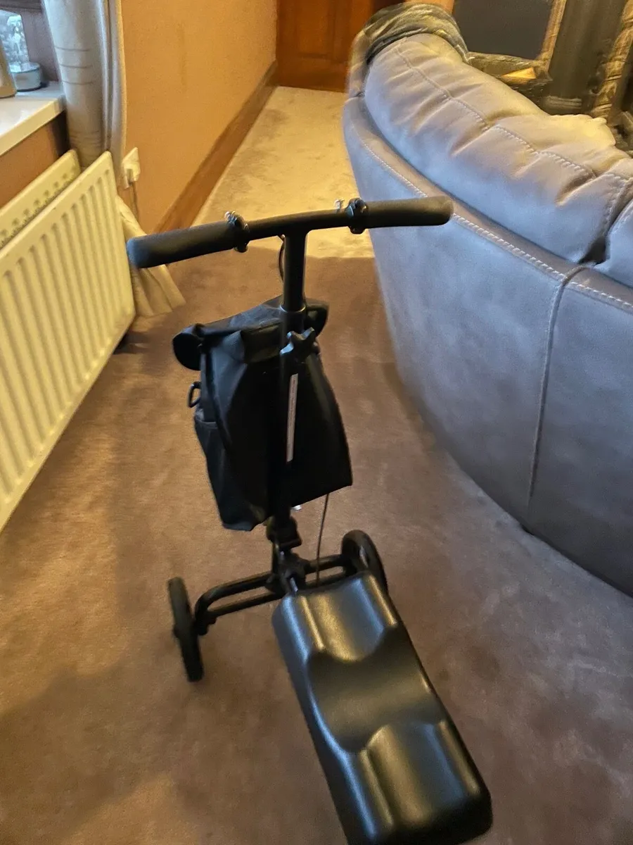 Mobility Push Scooter - Image 4