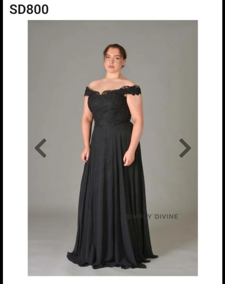 Black vintage beaded curve dress - Image 4