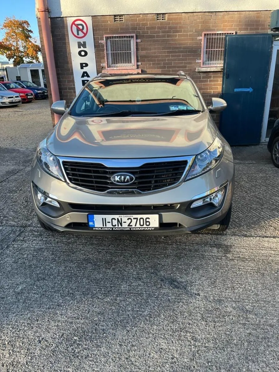 Kia Sportage - Manual 2011 - Image 1