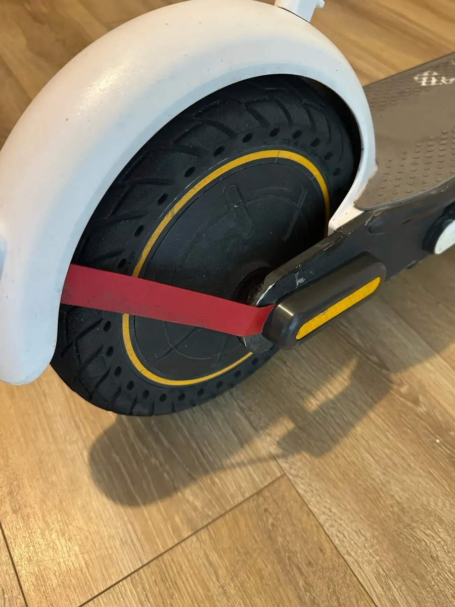 Segway G30 Max - Good Condition - Image 4