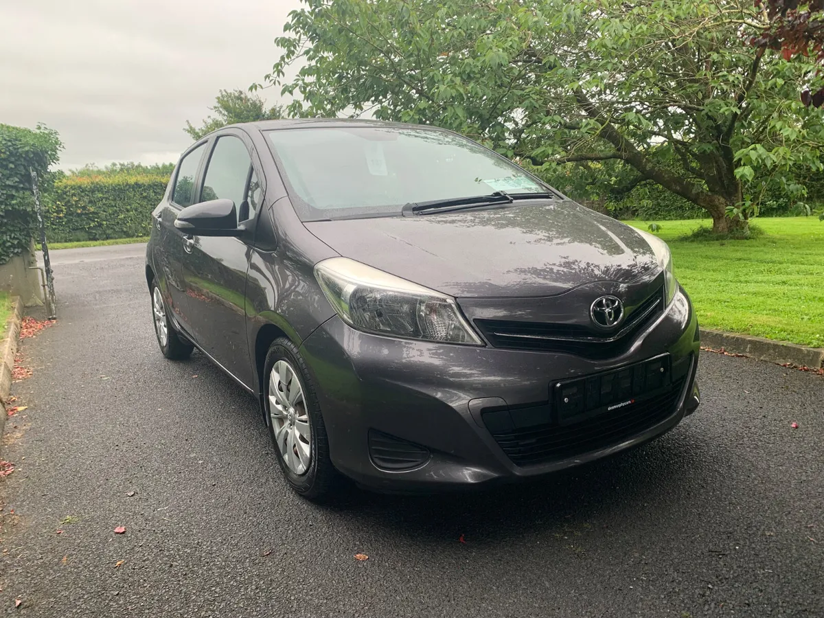Toyota Yaris 2014 - Image 2