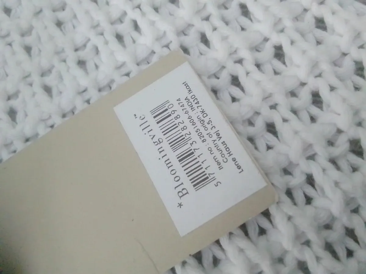 BLOOMINGDALE'  FERN LGE ORGANIC COTTON THROW NEW - Image 3