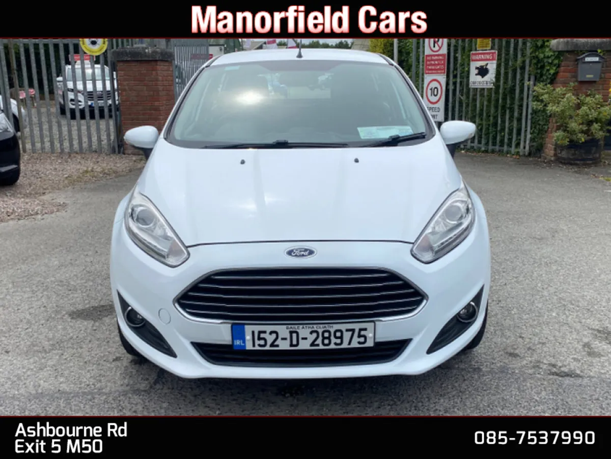 2015 152 Ford Fiesta Zetec 1.25 Petrol 5dr - Image 3