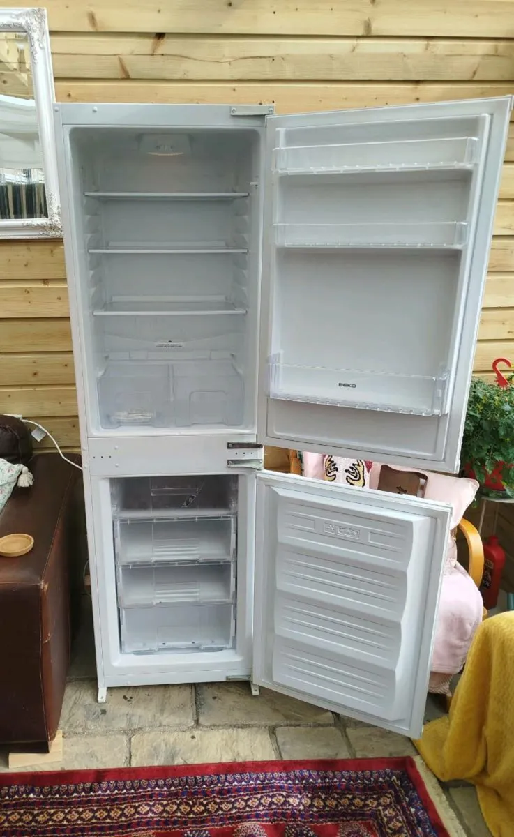 Fridge freezer - Image 2