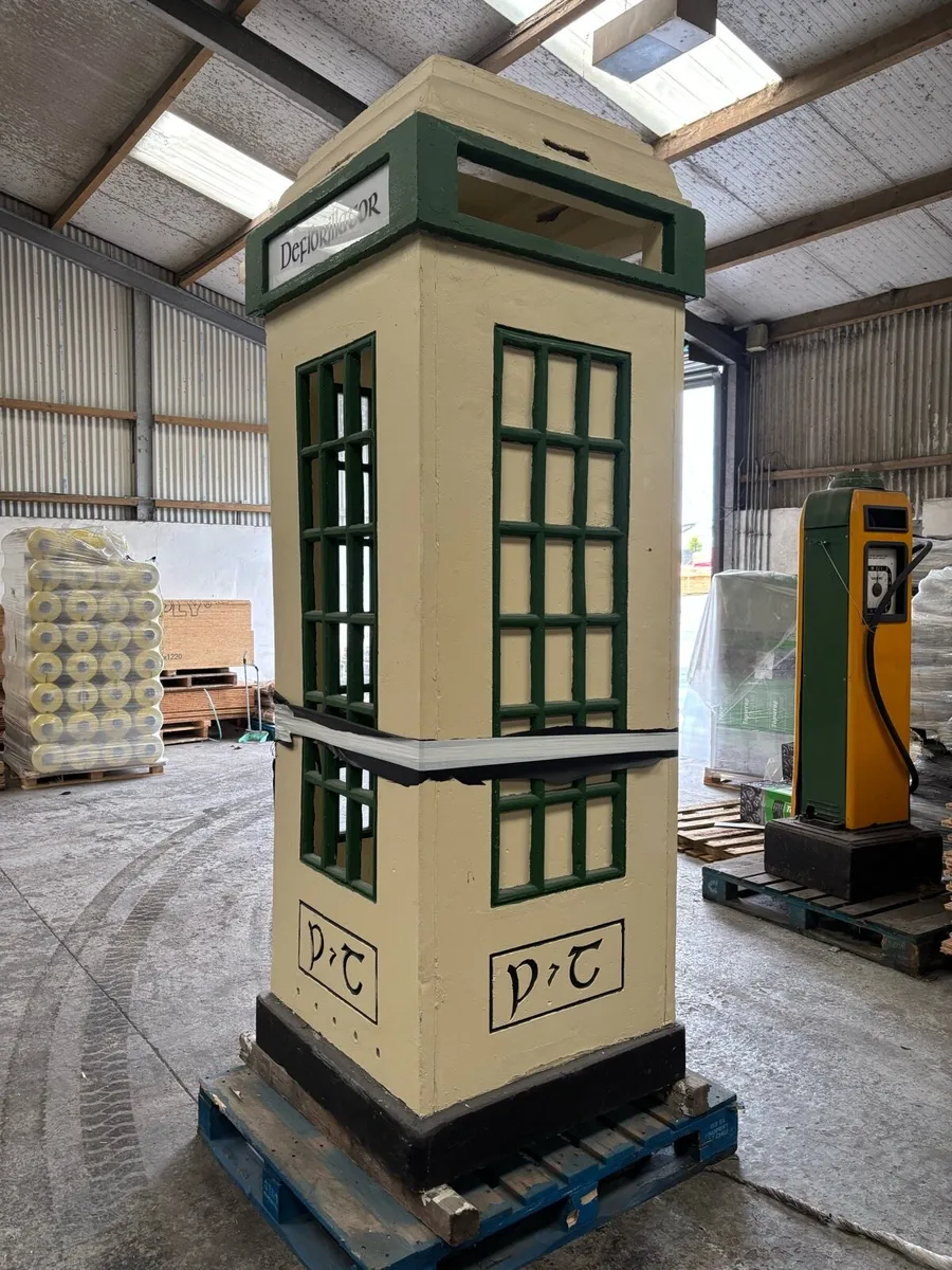 Antique Phonebox - Image 3