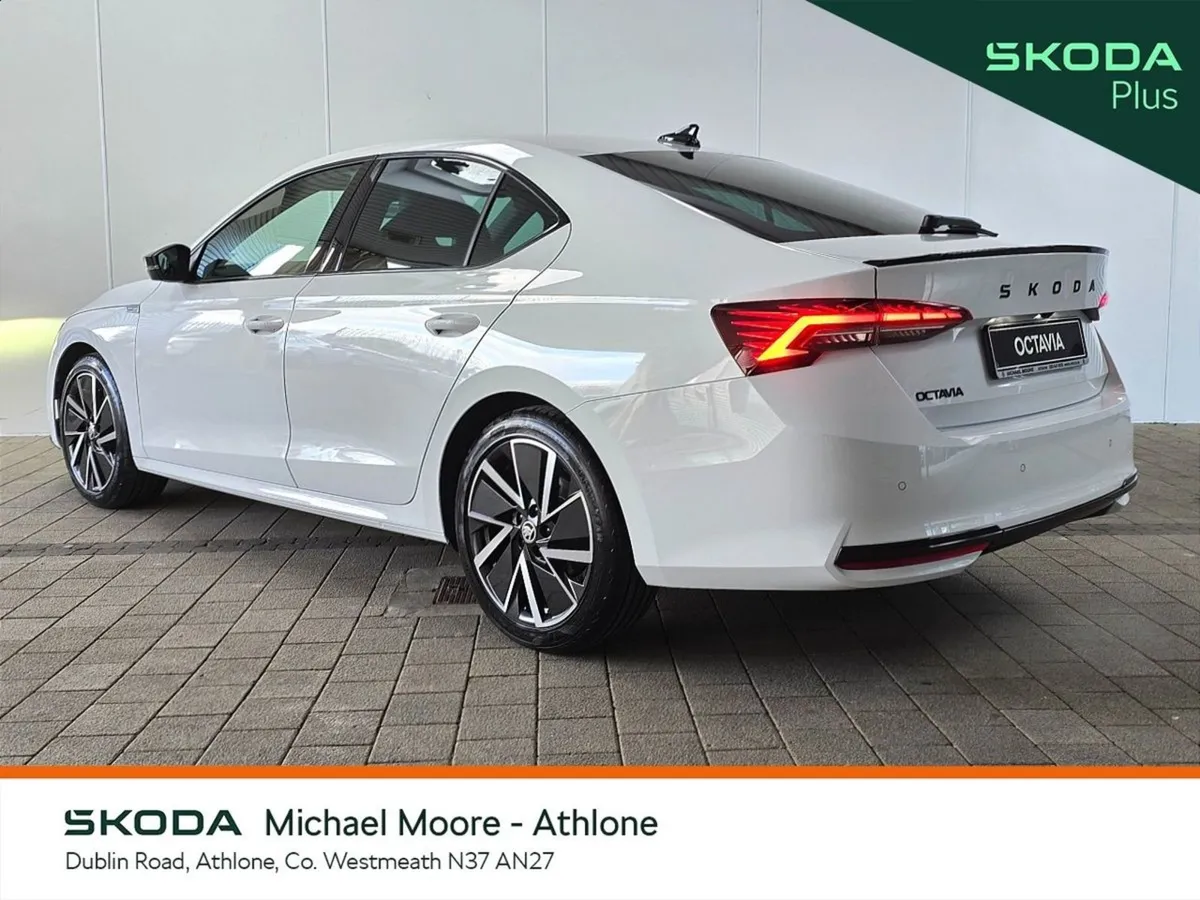 Skoda Octavia Sportline 2.0tdi 150HP DSG - Image 3