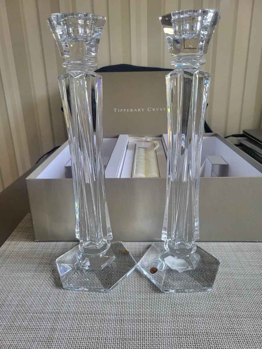Pair of Tipperary Crystal Candle holders with cand - Image 3