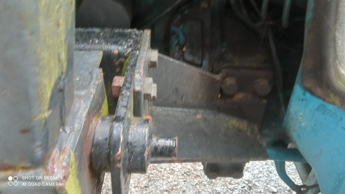 Ford veto front loader - Image 3