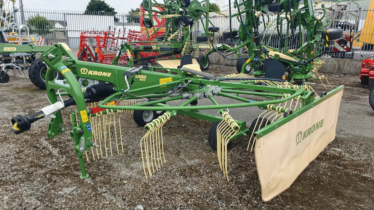 New Krone S460 , 15 foot Rake - Image 1