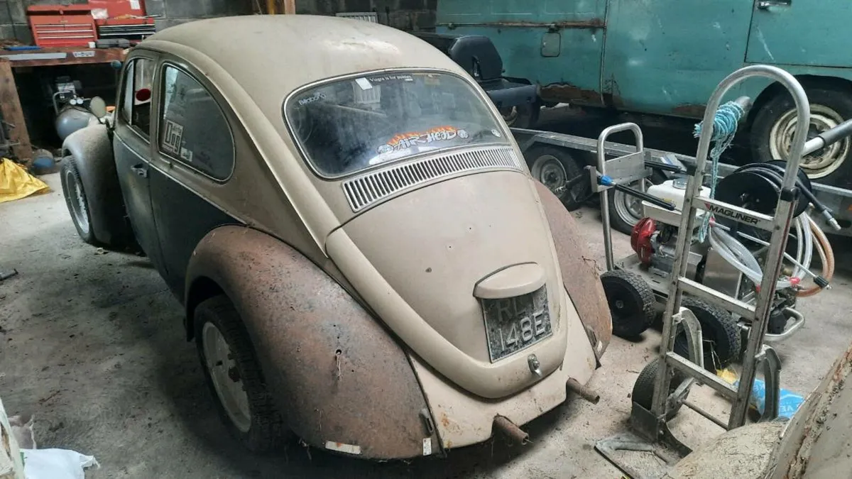 Volkswagen beetle - Image 4