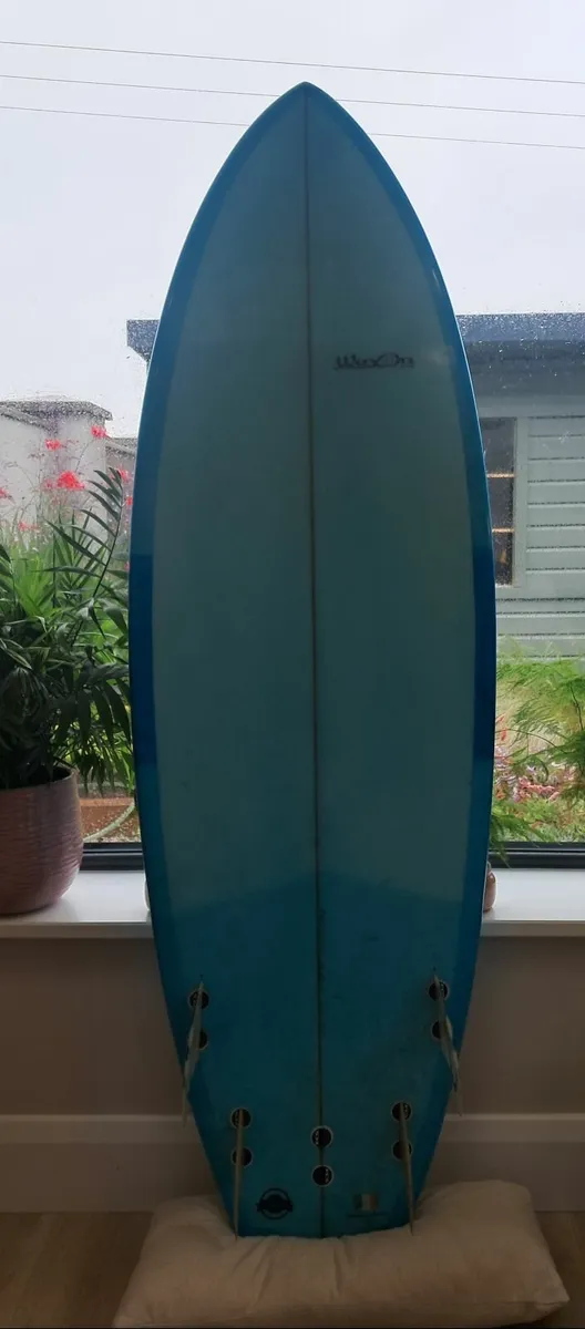Surfboard - Image 2