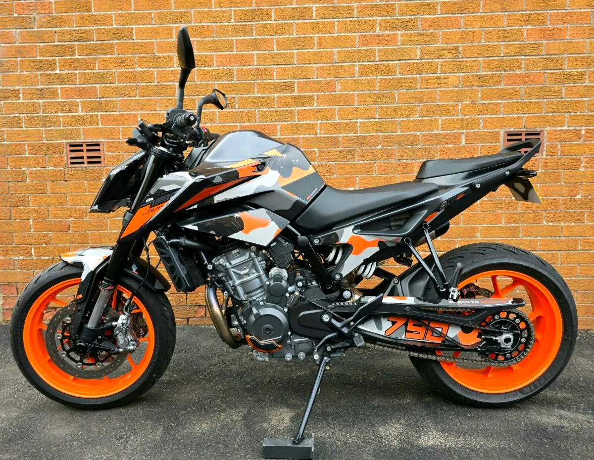 KTM 790 DUKE - Image 2