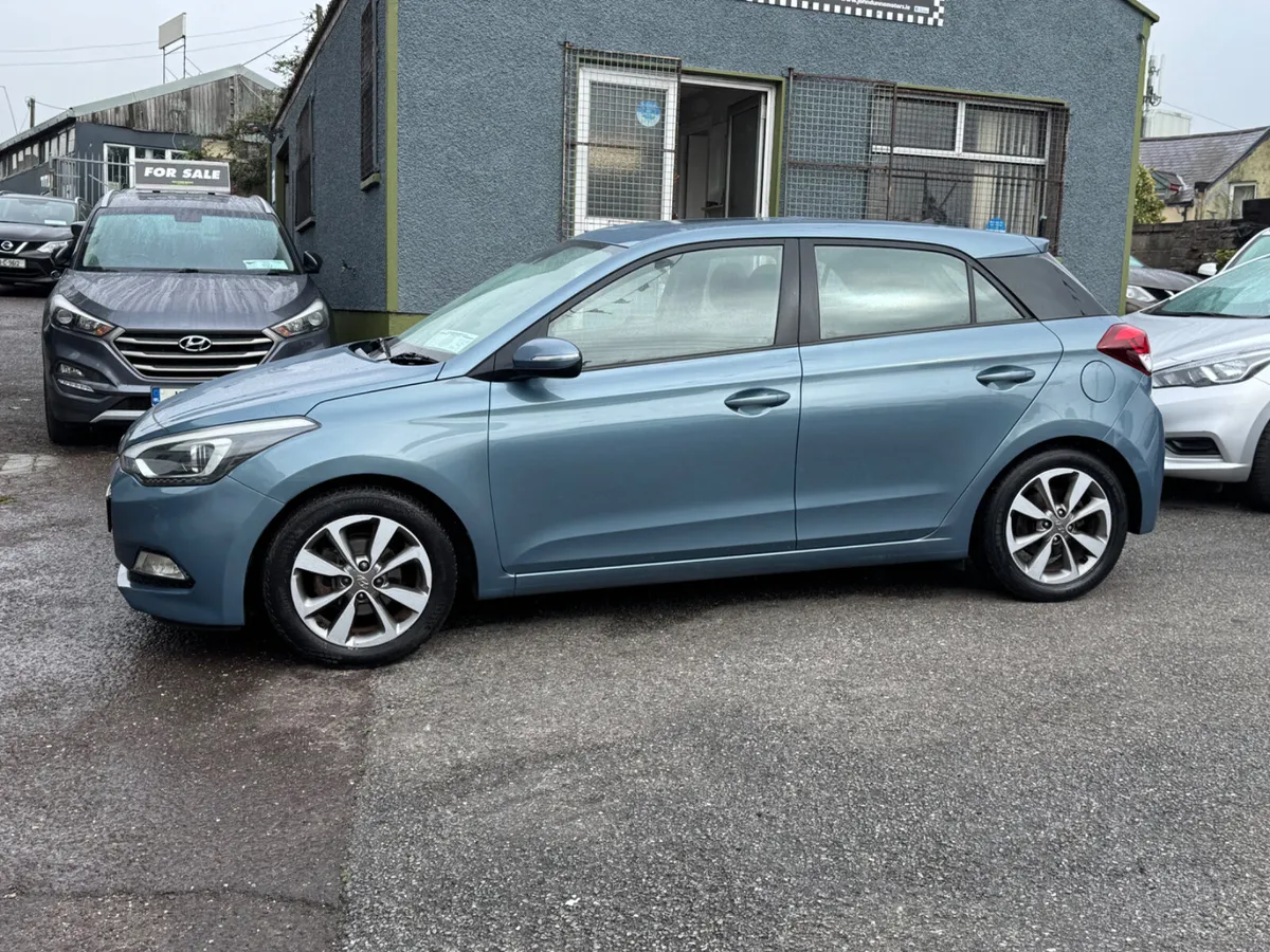 Hyundai i20 Ideal starter car - Image 1