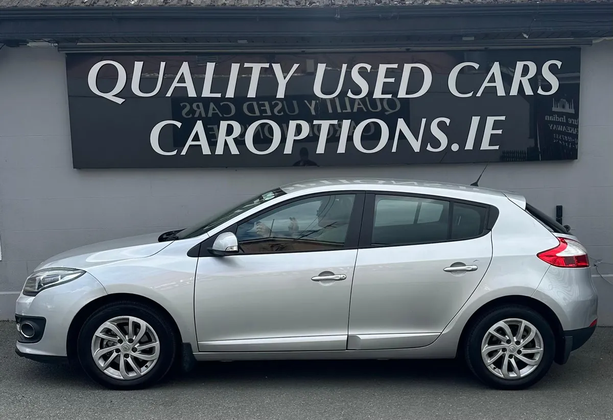 Renault Megane 2014 - Image 2