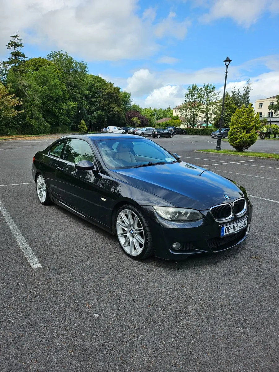 BMW 3-Series 2008 - Image 1