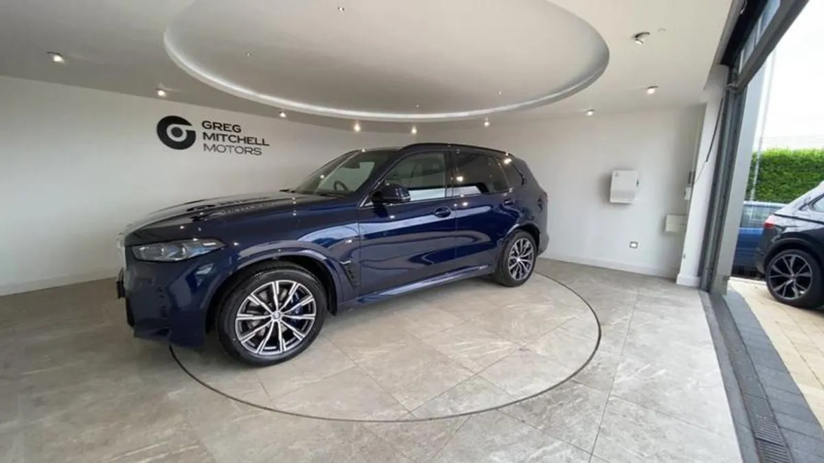 BMW X5 Xdrive40d MHT M Sport 5dr Auto - Image 4