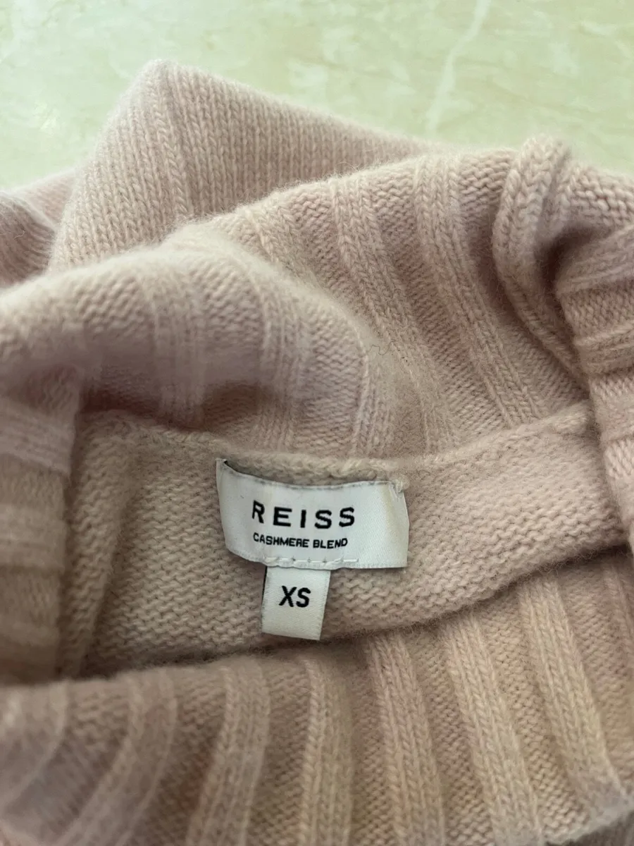 Designer Reiss jumper - Image 2