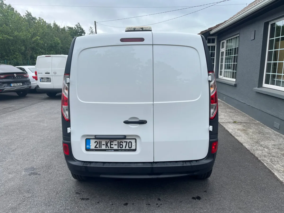 Renault Kangoo ZE 33 Electric (1 Owner) - Image 3