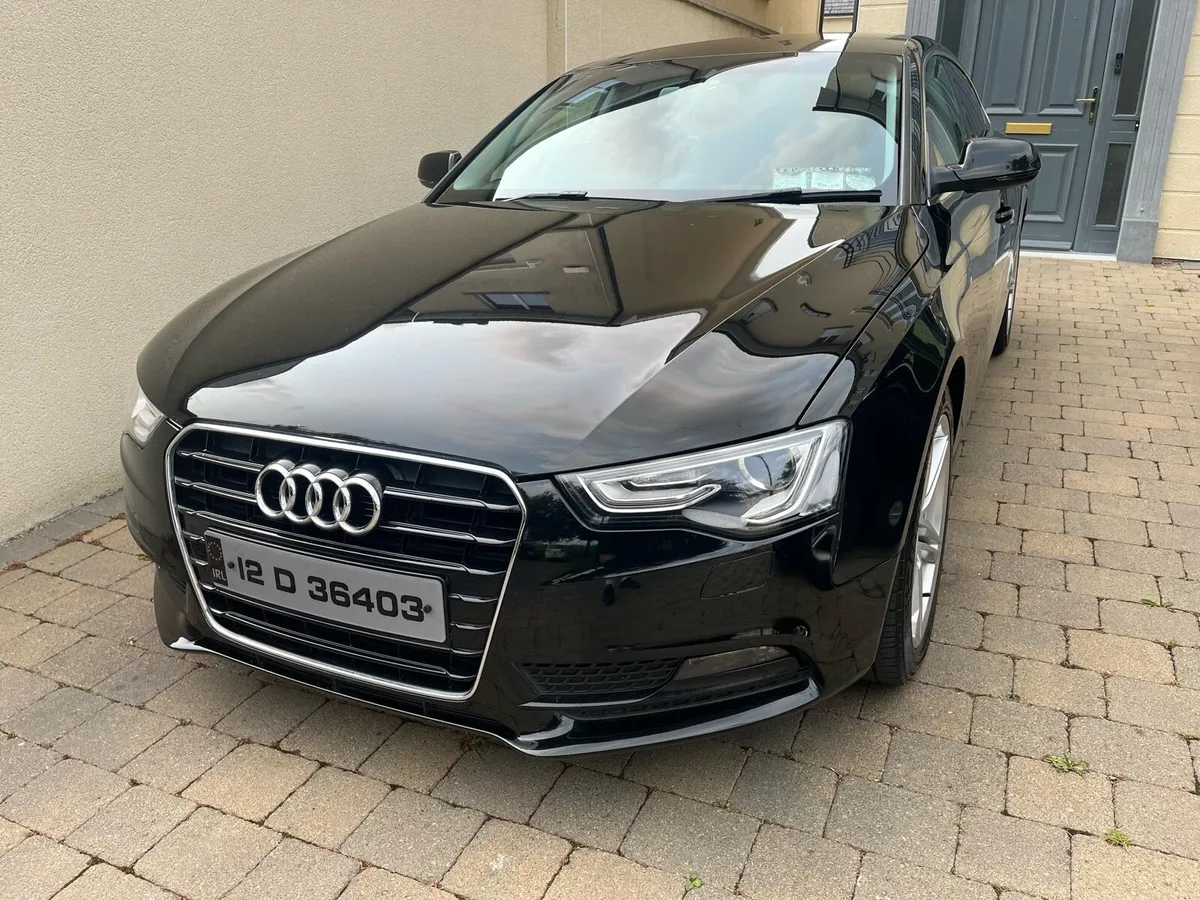 Audi A5 2.0 TDI AUTO S-Line - Image 2