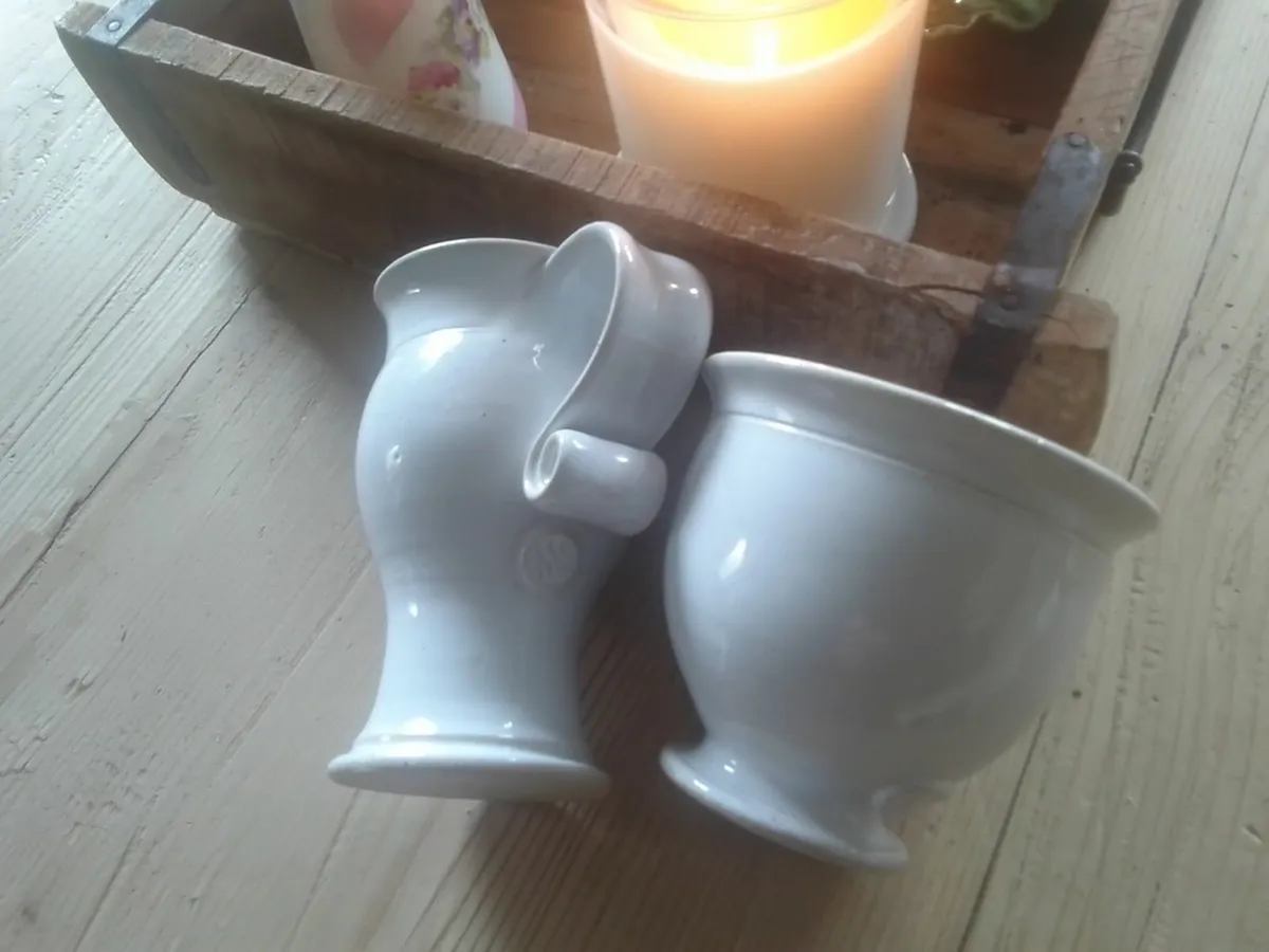 WHITE GLAZED POTTERY MILK & SUGAR BOWL NEW - Image 4