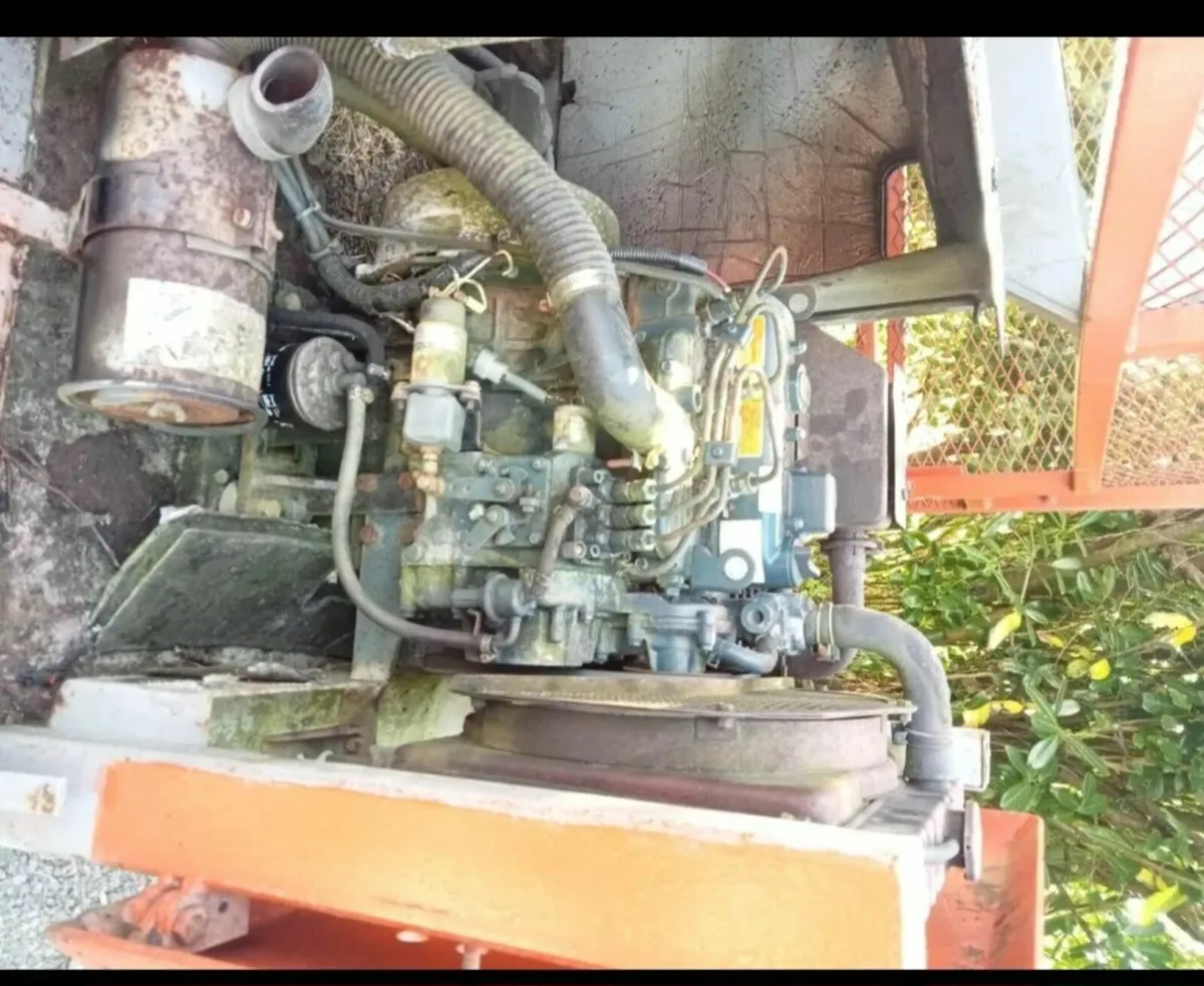 Skyjack hoist - Image 3